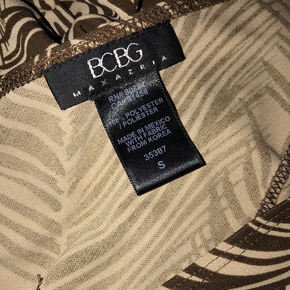 BCBG Maxazria Small tan and brown palm leaves pattern dress 💕 - Picture 6 of 7